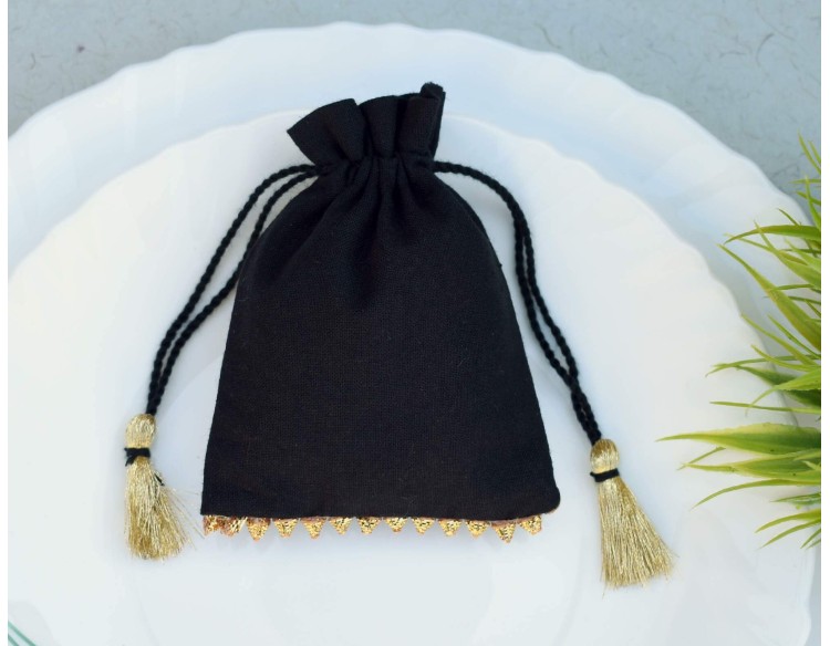 Black Personalized Drawstring Pouch, Jewelry Packaging Bags, Drawstring Bags, Wedding Favor Bags