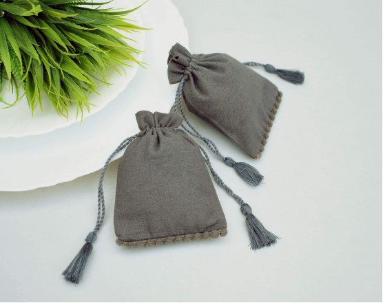 Designer Tassel Drawstring Pouch, Eco-Friendly Grey Cotton Bags With Drawstring For Jewelry Packaging
